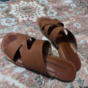 Lucky Brand Women's Tan Slide Sandals